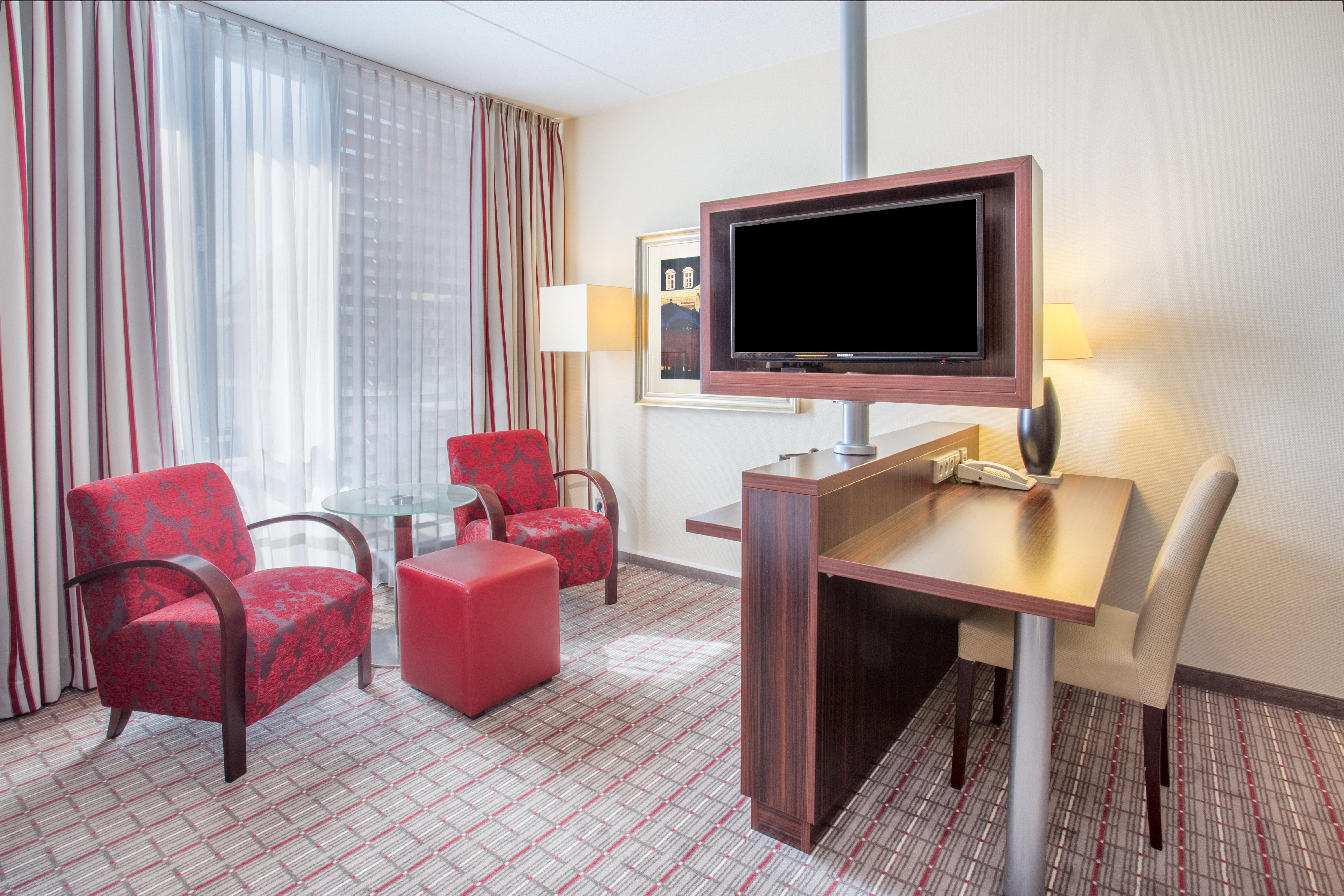 Crowne Plaza Maastricht By Ihg Hotel Ngoại thất bức ảnh