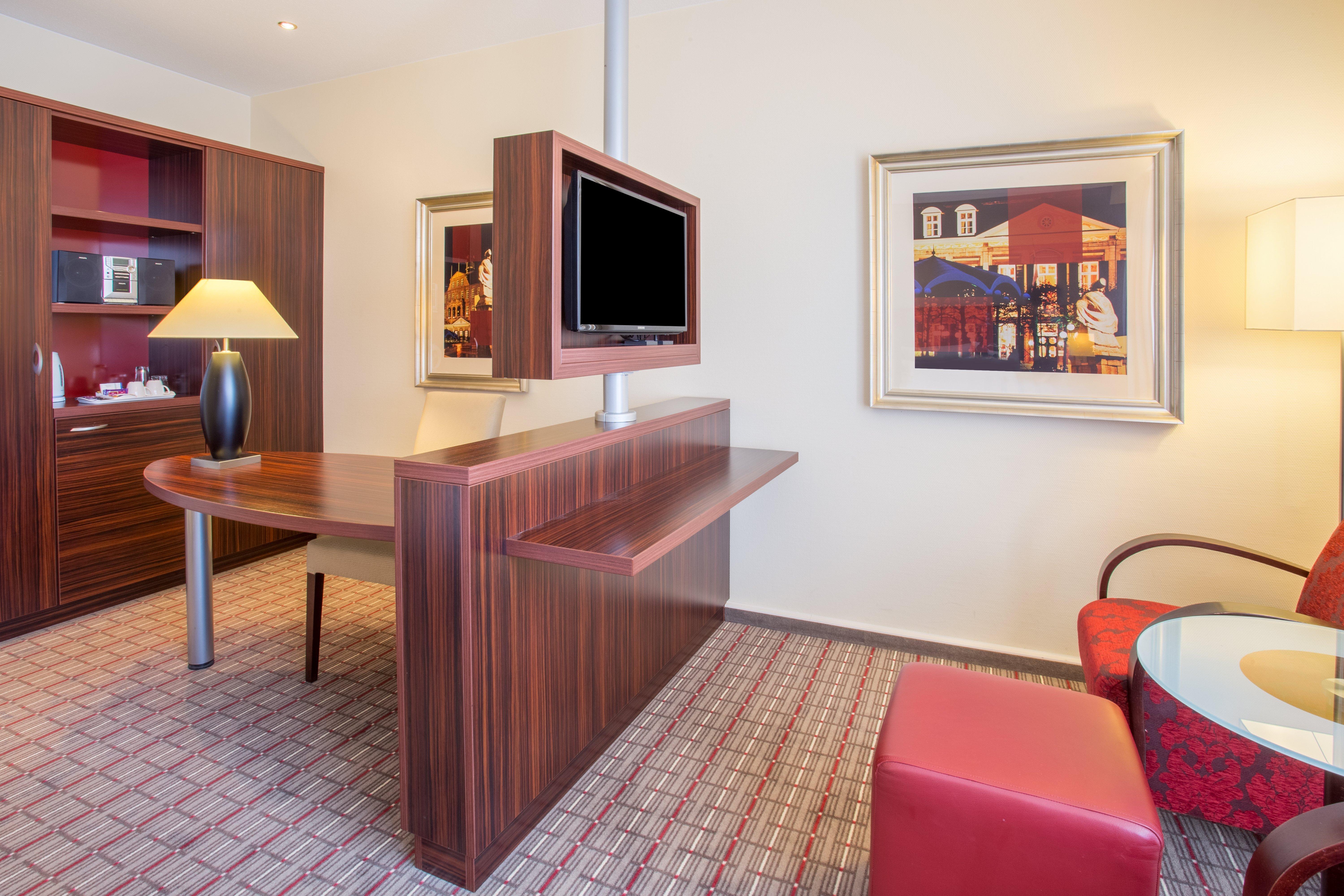 Crowne Plaza Maastricht By Ihg Hotel Ngoại thất bức ảnh