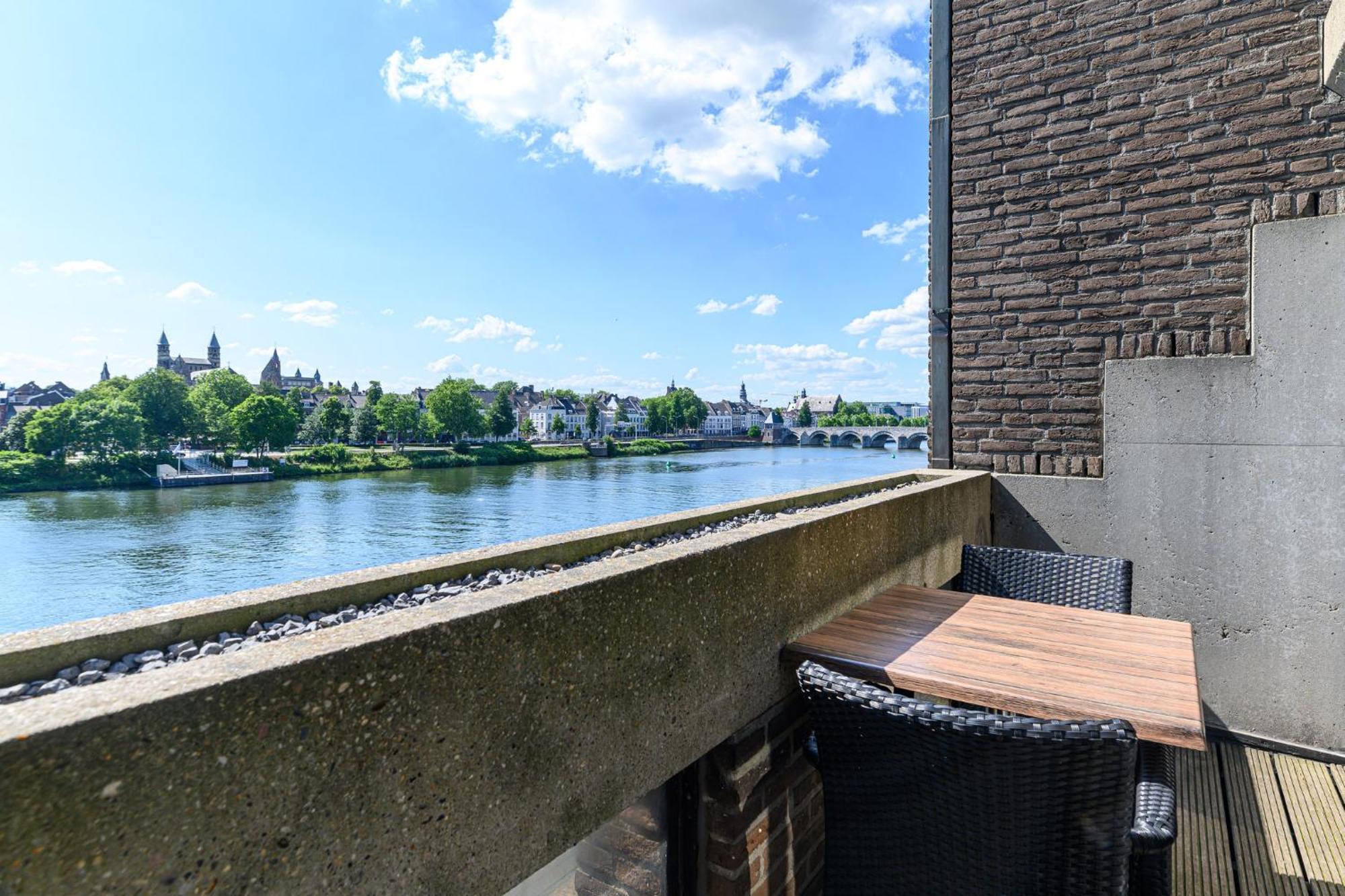 Crowne Plaza Maastricht By Ihg Hotel Ngoại thất bức ảnh