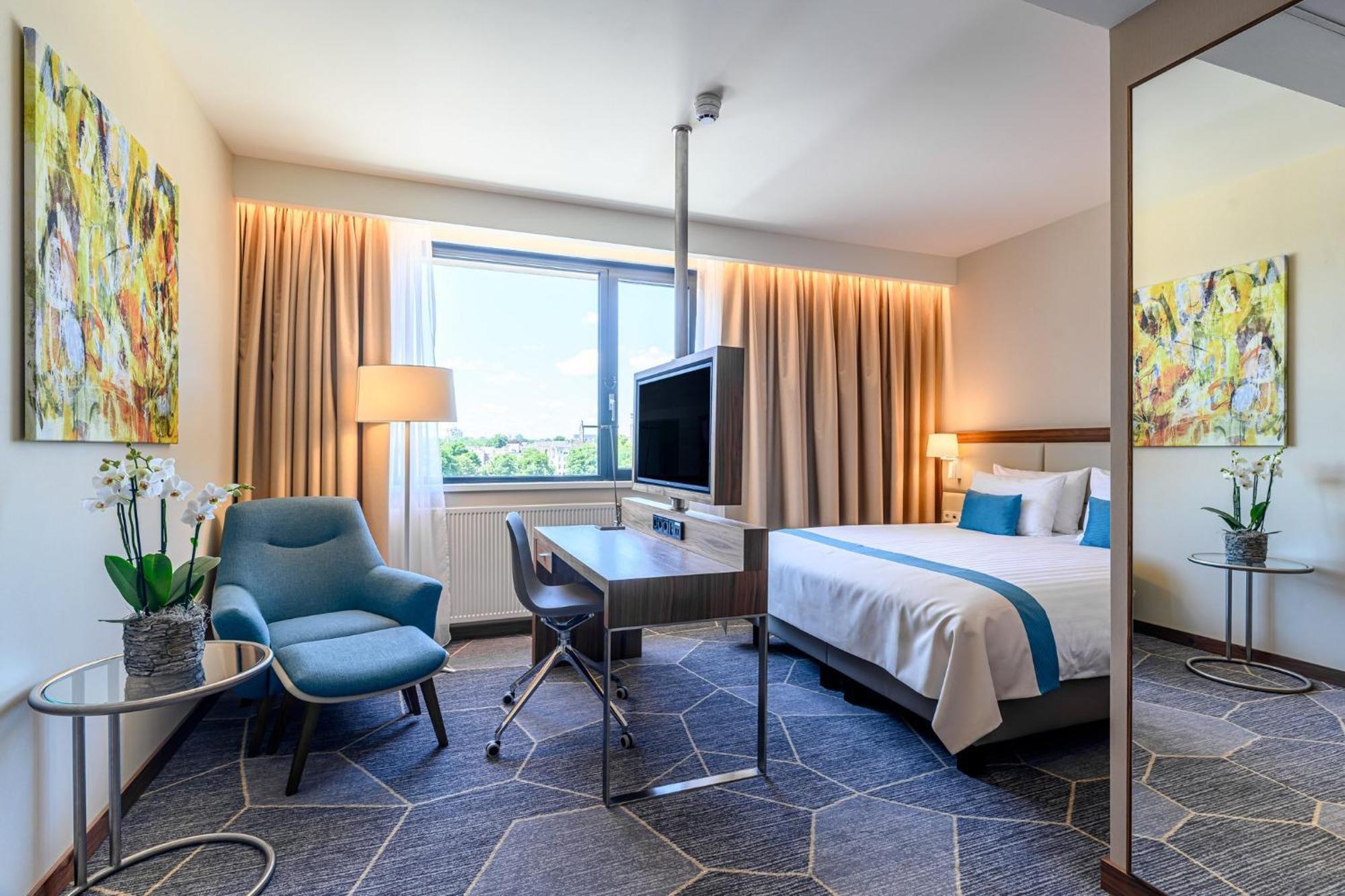 Crowne Plaza Maastricht By Ihg Hotel Ngoại thất bức ảnh