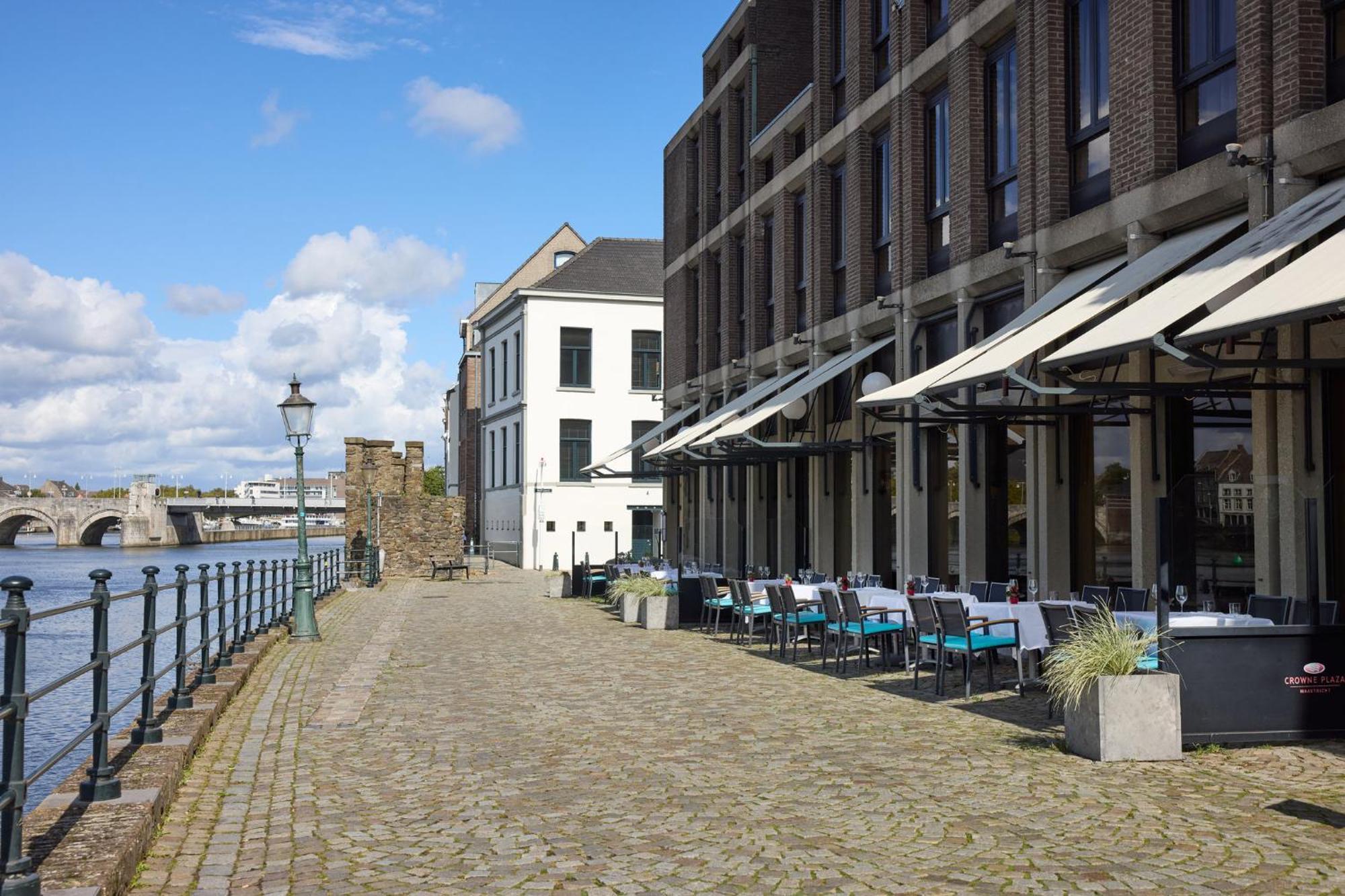 Crowne Plaza Maastricht By Ihg Hotel Ngoại thất bức ảnh