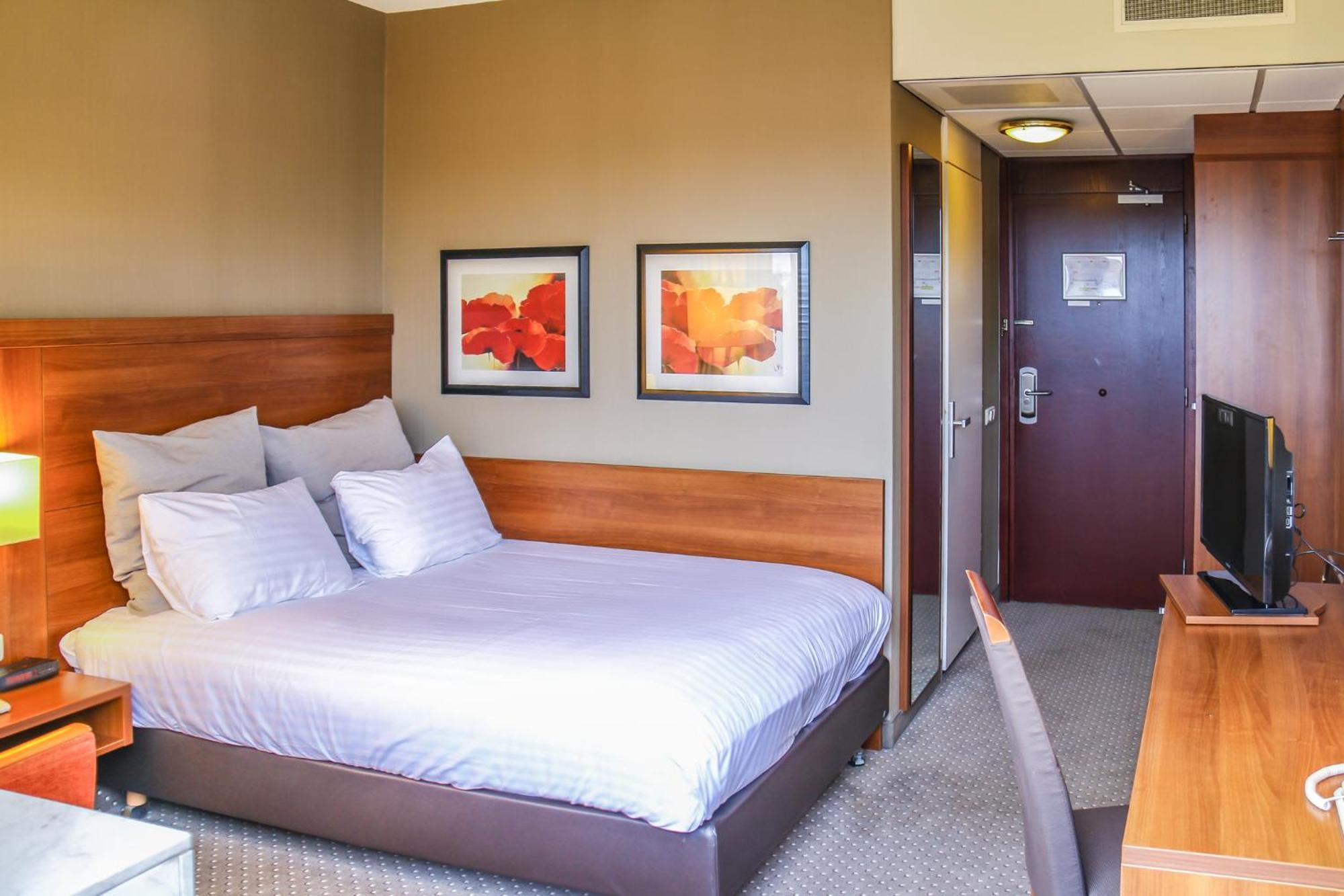Crowne Plaza Maastricht By Ihg Hotel Ngoại thất bức ảnh